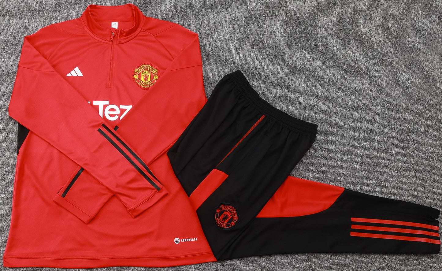 MANCHESTER UNITED 23/24 red black training sweatshirt tracksuit set sudadera de entrenamiento